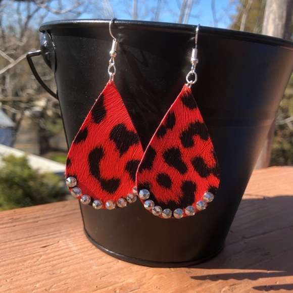 Cheetah Print Rhinestone Earrings - Picture 2 of 3
